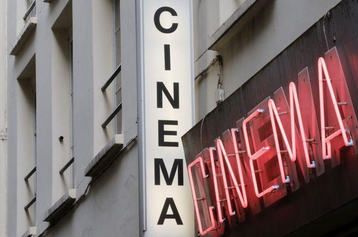 Mengintip Bioskop Porno Terakhir di Paris