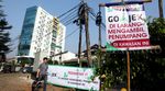 Poster Pelarangan Go-Jek di Jalan Kebagusan