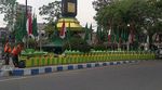 Umbul-umbul NU Hiasi Jalan Raya Mojoagung
