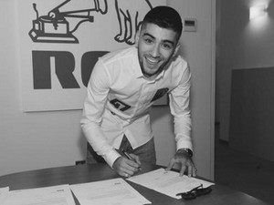 Zayn Malik Akhirnya Masuk Label Baru