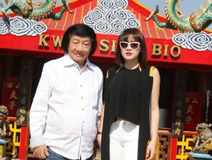 Vicky Shu Tampil di Acara Kirab Budaya