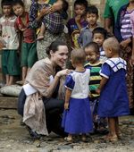 Angelina Jolie Suarakan Hak Asasi Manusia di Myanmar