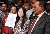 Ia hadir didampingi orang tua dan kuasa hukumnya, M Siddik Latuconsina. Pool/Noel/detikFoto.