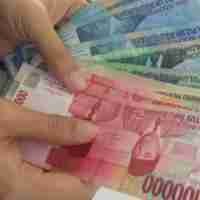 Dolar AS Tembus Rp 13.500, Ini Kata Analis