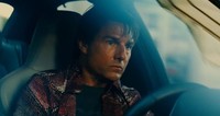 Menjadi pengemudi handal dan menculik PM Inggris juga ditampilkan dalam film. (Dok Paramount Pictures)