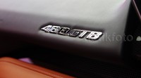 Pabrikan asal Italia itu mengklaim, mobil ini hanya mengkonsumsi bahan bakar sebanyak 11,4 liter saat menempuh jarak 100 km (11,4 liter/km). Ferrari 488 GTB mampu berakselerasi dari posisi diam hingga kecepatan 100 km/jam hanya 3 detik. Kecepatan tertingginya bisa mencapai 330 km/jam.