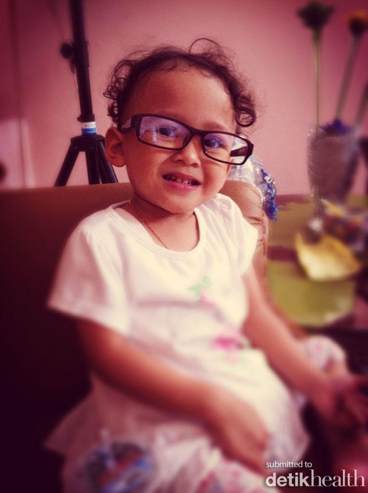 Karaissa Ghaniya Putri Hidayat