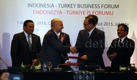 Suryo mengungkapkan, selain penguatan perdagangan, pihaknya juga mendorong pengusaha Turki berinvestasi di sektor infrastruktur.     