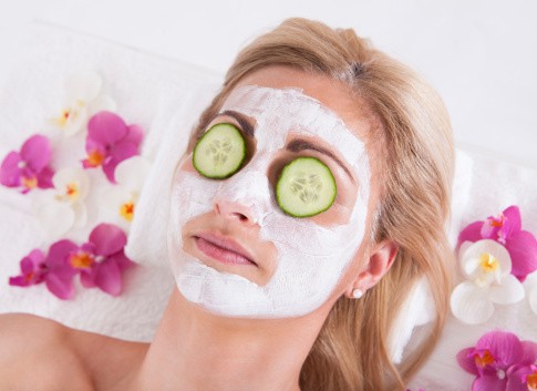 Racik Masker Wajah dari Pisang, Oatmeal dan Pepaya Agar Kulit Kencang dan Bersinar (1)