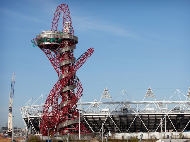 Usai Patung Kelamin Wanita, Seniman Anish Kapoor Bikin Menara Setinggi 180 Meter