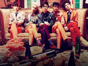 Married To The Music, Pesta Halloween Slapstick di Musim Panas ala SHINee