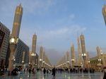 Payung Raksasa nan Istimewa di Masjid Nabawi