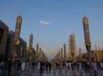 Payung Raksasa nan Istimewa di Masjid Nabawi