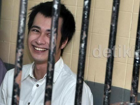 Eza Gionino Ditangkap, Ibunda Tak Mau Terima Tamu Lagi