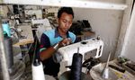 Rupiah Lemah, Harga Mesin Jahit Impor Terus Naik