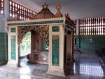 Mengunjungi Taman Kota Sekaligus Makam Kerajaan di Siak