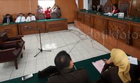 Dalam persidangan yang digelar di Pengadilan Negeri Jakarta Selatan (PN Jaksel) tersebut, hakim memutuskan untuk mengabulkan permohonan praperadilan Dahlan Iskan untuk seluruhnya. Pool/Lamhot Aritonang/detikFoto.     