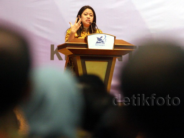 Puan Hadiri Rakornas Iptek 2015
