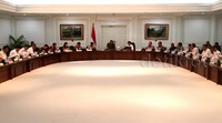 Adapun mengenai masalah subsidi listrik, subsidi BBM, dan non energi, Presiden Jokowi meminta harus lebih dikalkulasi lagi agar bisa tepat sasaran.