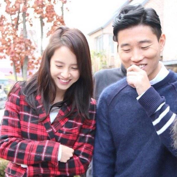Momen-momen Kedekatan Gary dan Song Ji Hyo yang Bikin Gemas!