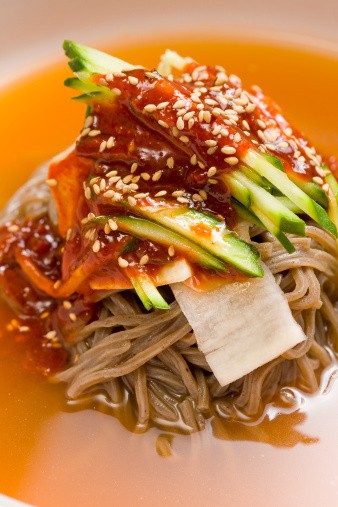 Sluurp! Mie Majiangmian dan Zaru Soba, Mie Dingin yang Enak Dinikmati Saat Udara Panas (1)