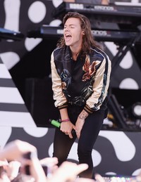 Lagu 'Steal My Girl' membuka penampilan mereka. Stephen Lovekin/Getty Images/detikFoto.