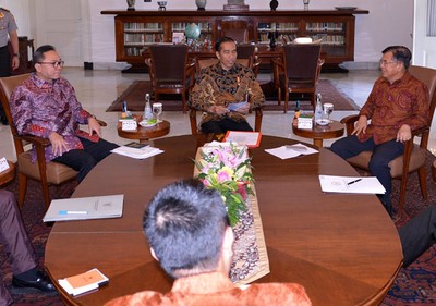 Jokowi Gelar Pertemuan Meja Bundar di Istana Bogor