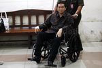Udar Sakit, Sidang Ditunda