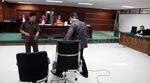 Udar Sakit, Sidang Ditunda