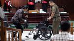 Udar Sakit, Sidang Ditunda