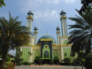 Bekasi Punya Masjid Megah dari Abad ke-19