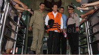 Khusus untuk uang yang diamankan saat OTT, Adriansyah mengakui bahwa uang sejumlah Rp 500 juta itu akan dibagikan ke beberapa kader PDIP yang tengah mengikuti kongres.