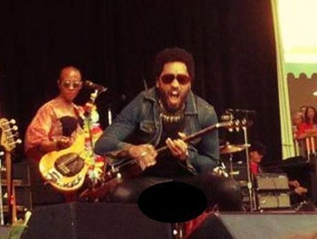 Insiden Celana Robek Lenny Kravitz Sempat Jadi Trending Topic