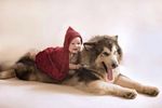 Foto Putri Gading-Gisel dan Anjing Malamut Alaska Ini Gemes Banget!