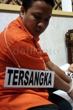 Polisi Bongkar Makam Rian di Garut