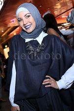 Ratna Galih Kini Berhijab, Begini Penampilannya