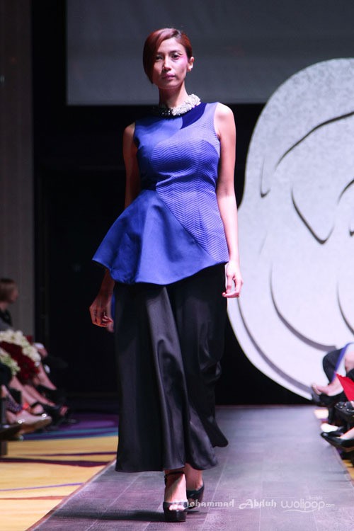 Lotuz by Yosep Sinudarsono La Rose Fall/Winter 2015 at Ballroom Raffles Hotel. Jakarta. 05/08/2015. [Foto: Mohammad Abduh/Wolipop]