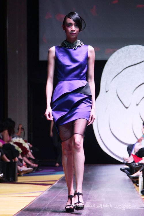 Lotuz by Yosep Sinudarsono La Rose Fall/Winter 2015 at Ballroom Raffles Hotel. Jakarta. 05/08/2015. [Foto: Mohammad Abduh/Wolipop]