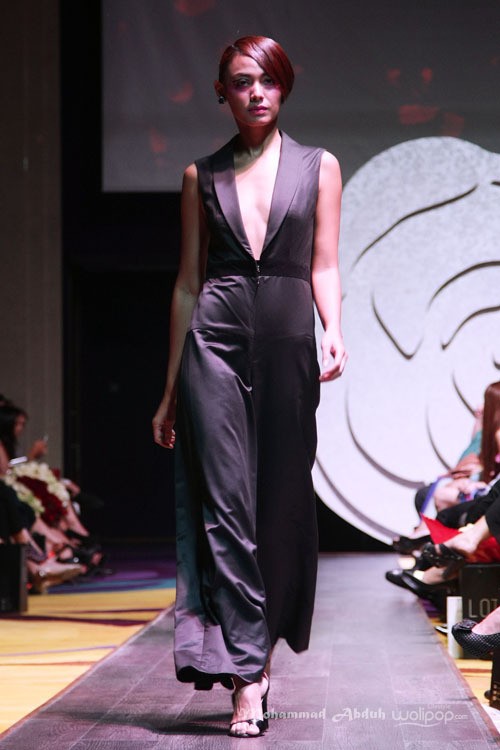 Lotuz by Yosep Sinudarsono La Rose Fall/Winter 2015 at Ballroom Raffles Hotel. Jakarta. 05/08/2015. [Foto: Mohammad Abduh/Wolipop]