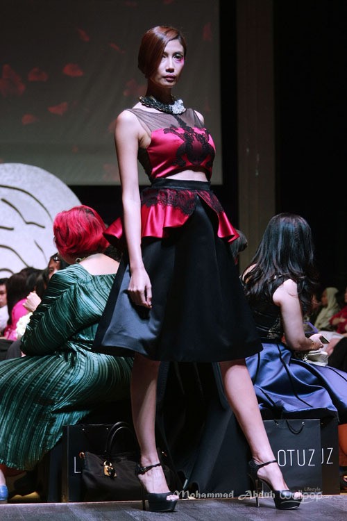 Lotuz by Yosep Sinudarsono La Rose Fall/Winter 2015 at Ballroom Raffles Hotel. Jakarta. 05/08/2015. [Foto: Mohammad Abduh/Wolipop]
