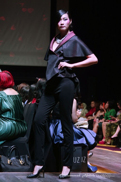 Lotuz by Yosep Sinudarsono La Rose Fall/Winter 2015 at Ballroom Raffles Hotel. Jakarta. 05/08/2015. [Foto: Mohammad Abduh/Wolipop]