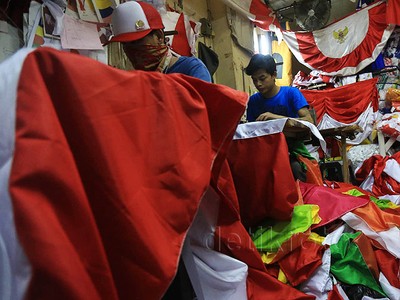 HUT RI Bawa Berkah Bagi Penjahit Bendera