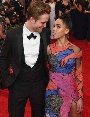 FKA Twigs Tak Pernah Nonton Kemesraan R-Patz dan K-Stew di Film Twilight