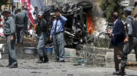 Serangan bunuh diri itu tampaknya diarahkan ke dua kendaraan lapis baja, meski tidak jelas siapa yang berada di dalam kedua kendaraan tersebut. Ahmad Masood/Reuters/detikFoto.