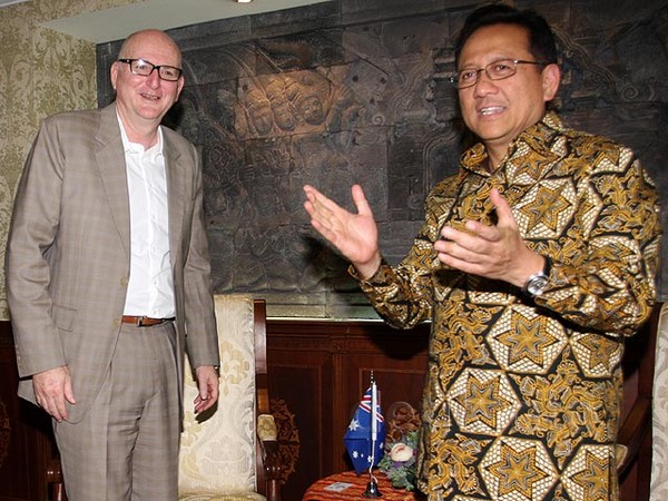 Irman Gusman Terima Kunjungan Dubes Australia