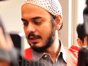 Terima Vonis Hakim, Rio Reifan Menangis