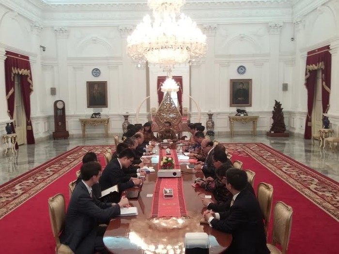 Menteri Pembangunan dan Reformasi China Temui Jokowi di Istana Merdeka