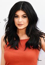 Lugu hingga Superseksi, Transformasi Kylie Jenner dari Tahun ke Tahun