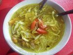 Jajan Soto Ayam Gurih Mantap di Warung Sedap Malam Surabaya