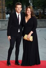 Gaya Necis Liam Payne dan Louis Tomlinson di Acara Amal